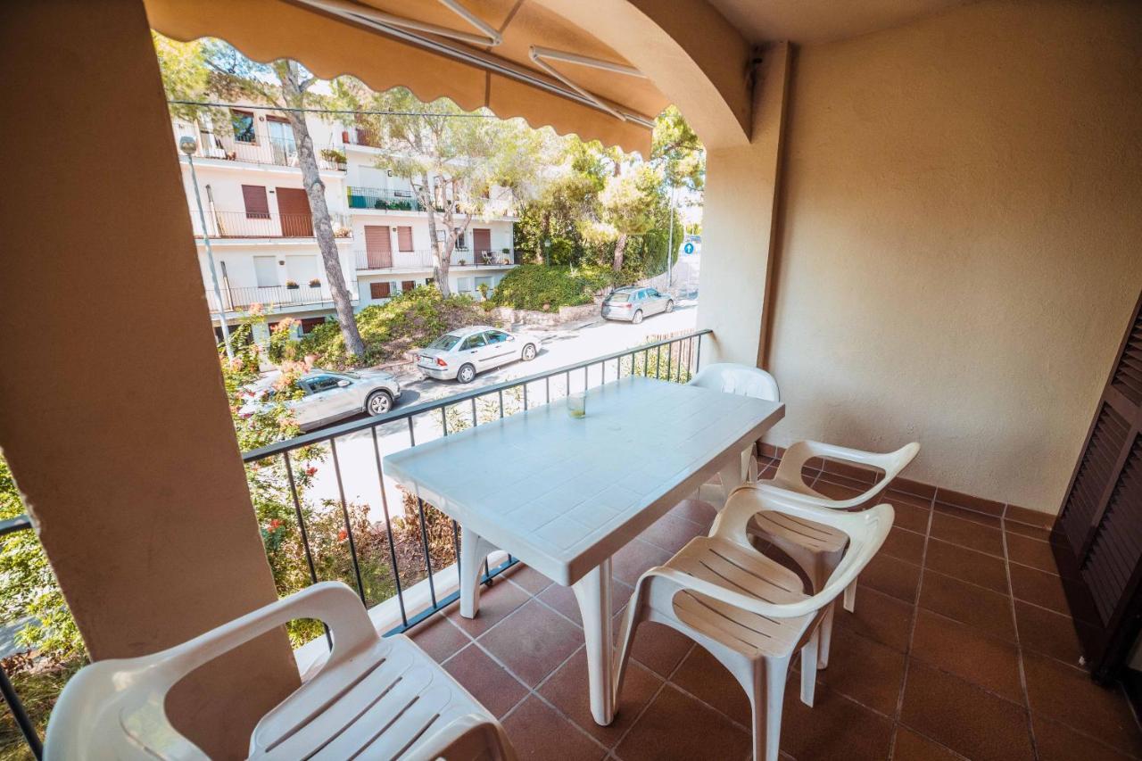 Apartamento reformado a 2 minutos de la playa en Calella! Calella De Palafrugell Exterior foto