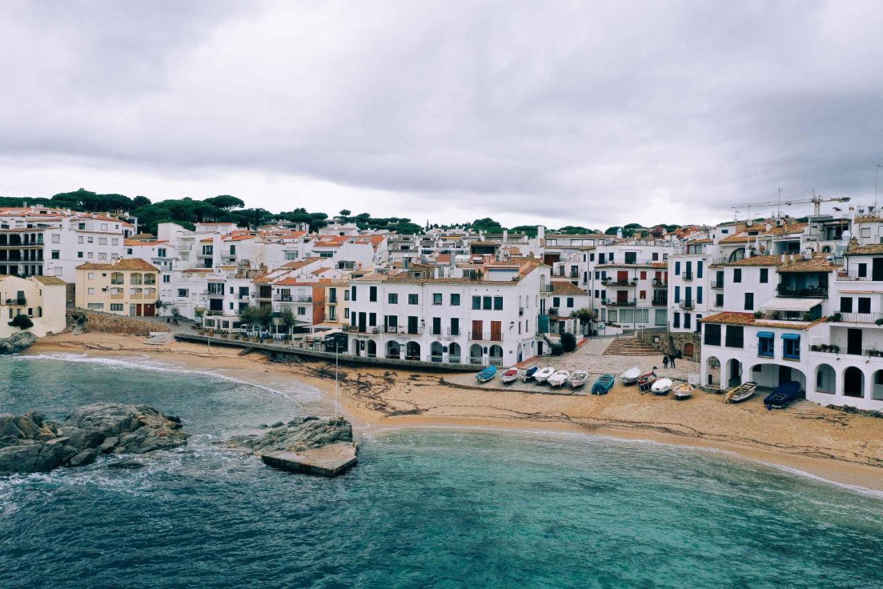 Apartamento reformado a 2 minutos de la playa en Calella! Calella De Palafrugell Exterior foto